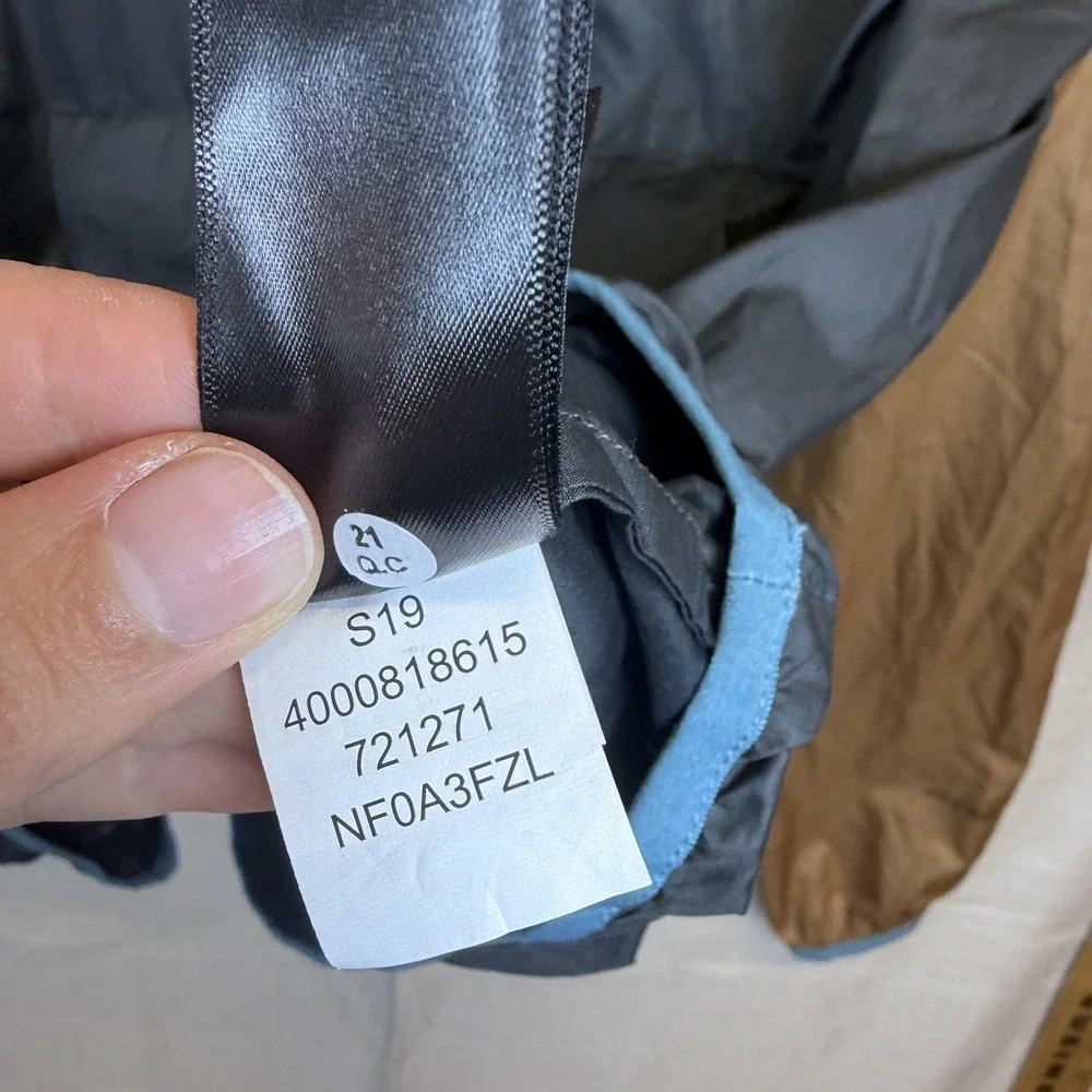The North Face Jacket Mens Small Black Windwall Hooded Packable Anorak NF0A3FZL